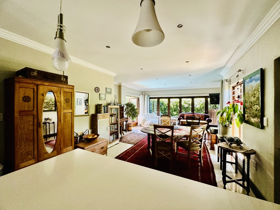 3 Bedroom Property for Sale in Sandbaai Western Cape